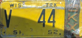 1952 Wisconsin Heavy Truck License Plate